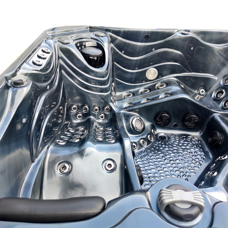 Aia mullivann SPA560 220x220 cm - luksus ja täielik lõõgastumine teie aias.