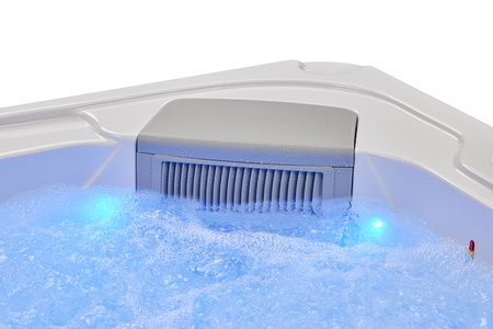 Elegante Jacuzzi OF-5003 con massaggio per 5 persone – per giardini, interni e aree benessere.