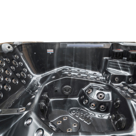 Garden Jacuzzi Hot Tub SPA743 220x220 cm – Spacious Relaxation for the Whole Family