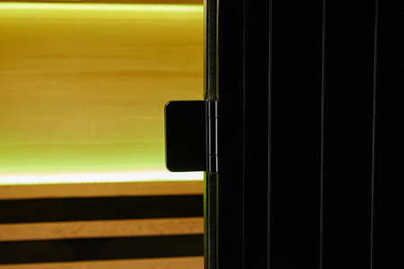 Sauna OFS06A-4 – Kompakt elektrisk sauna med infrarød opvarmning