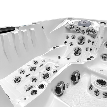 Vrtni jacuzzi SPA747 F27 210x210 cm - udobje in eleganca