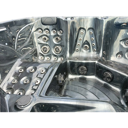 Dārza džakuzi vanna SPA561 210x210 cm - ērta atpūtas zona jūsu dārzā