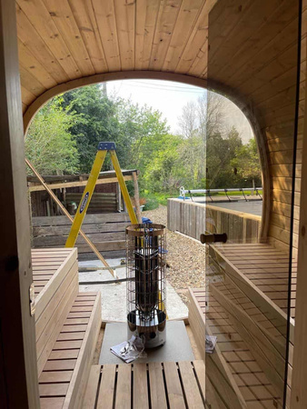 Icon 400 Sauna Ogrodowa dla 8 osób / Elektryczny lub Opalany Drewnem Piec Harvia / Wysokiej Jakości Świerk Skandynawski (Thermowood) | Wellness | Relaks | SPA | Wellness | Relax | SPA | Panoramiczne Szkło | Elegancki Minimalizm