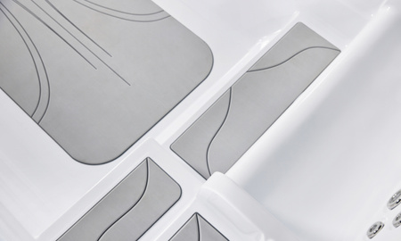 SPA-allas OF-503U – Ylellinen Premium SPA-allas uimaominaisuudella