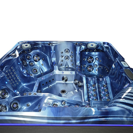 Garden Jacuzzi SPA746 Hot Tub 230x230 cm – Luxurious Relaxation Zone