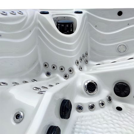 Aia mullivann SPA560 220x220 cm - luksus ja täielik lõõgastumine teie aias.