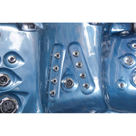 Dārza džakuzi vanna SPA561 210x210 cm - ērta atpūtas zona jūsu dārzā