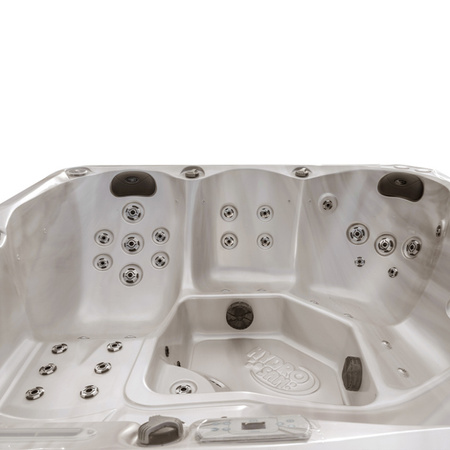 Hage-jacuzzi SPA750 200x200 cm – komfort og avslapning i hagen din