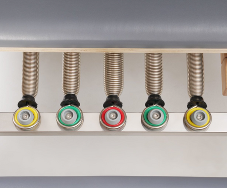 Professzionális bükkfa Pilates Reformer Y00354 | 6 rugó | Home Studio | Quality-Spa Fitness