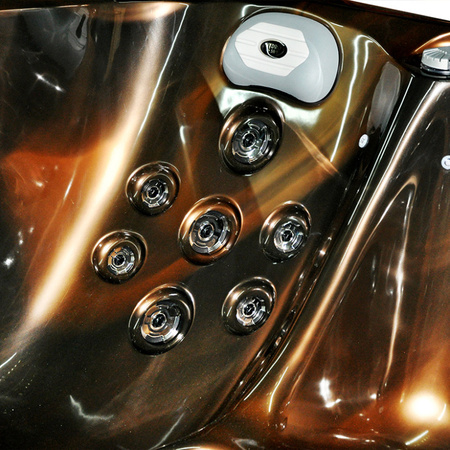 Záhradné jacuzzi SPA750 200x200 cm – komfort a relax vo vašej záhrade