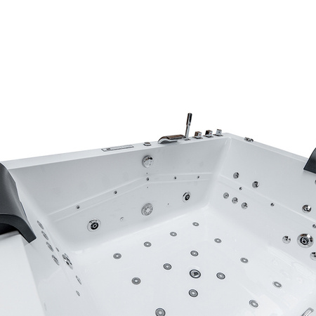 Vasca idromassaggio IRIS 933B 160×84 – relax profondo in un design moderno