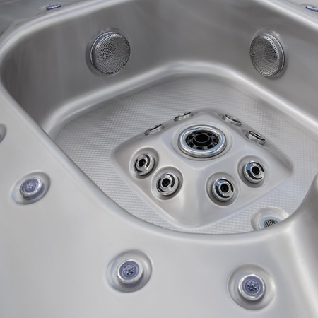 Garden Jacuzzi SPA406 250x230 cm - luksuslik spaa-vann 7-le inimesele