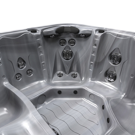 Градинско джакузи SPA753 200x200 cm - компактна релаксация в модерен стил