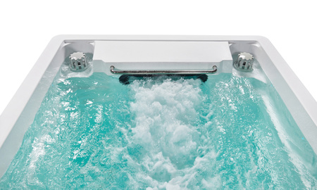 SPA Hidromasažna kada OF-401U – Luksuzna SPA kada za vrt