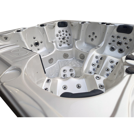 Jacuzzi de Jardim SPA703A 230x230 cm – uma luxuosa banheira de hidromassagem SPA