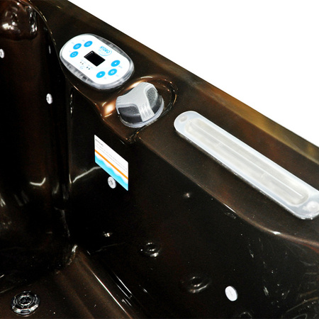 Udendørs jacuzzi SPA750 200x200 cm – komfort og afslapning i din have