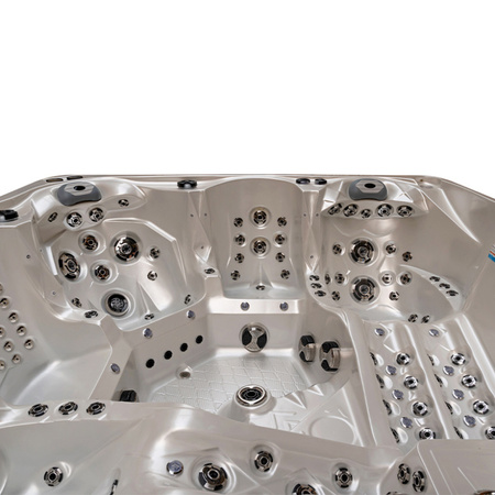 Garden Jacuzzi SPA746 Hot Tub 230x230 cm – Luxurious Relaxation Zone