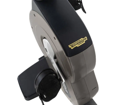 TECHNOGYM New Excite 700 LED Recumbent Bike Usata/Ricondizionata - Condizioni perfette