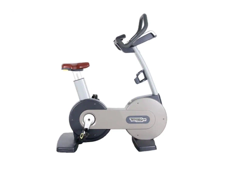 TECHNOGYM New Excite 700 LED вертикален велосипед Използван/регистриран - перфектно състояние