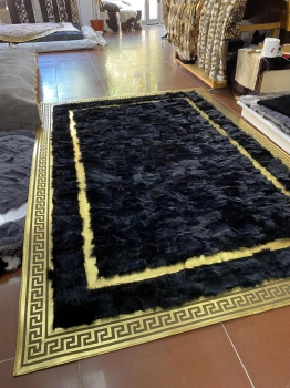 Tappeto stile VERSACE - tappeto di lusso in pelle di pecora fatto a mano, nero con oro