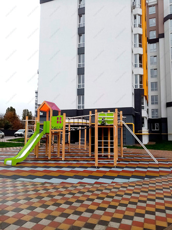 Complexo de parques infantis "Big City-8" (TE938RC) – Extenso conjunto de jogo com caráter urbano