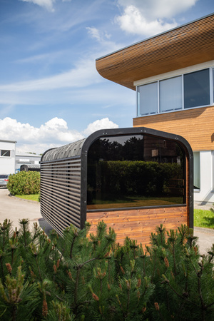 Nowoczesna sauna ogrodowa CUBE MODERNO PLUS SC - zewnętrzna z funkcją relaksacyjną