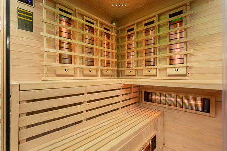 MO-EA3CR Infrasarkanā sauna | Dabīgā koksne | Gatavs uzstādīšanai