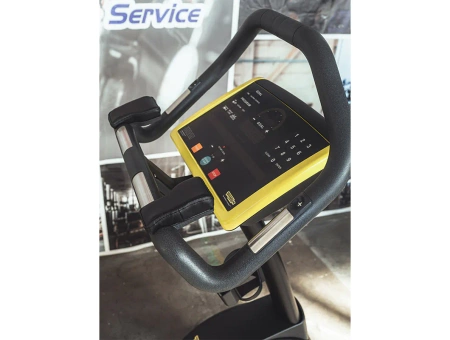 TECHNOGYM Новий велотренажер Excite 700 LED Б/У - Ідеальний стан