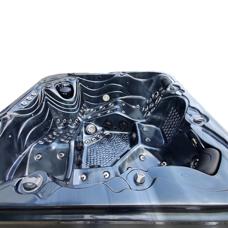 Dārza džakuzi vanna SPA560 220x220 cm - greznība un pilnīga atpūta jūsu dārzā