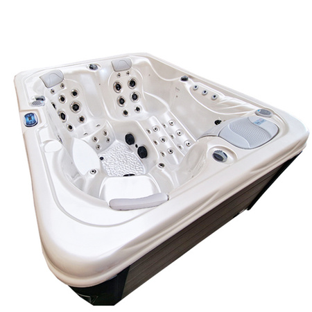 Dārza džakuzi vanna SPA565 170x210 cm - komforts un atpūta jūsu mājas spa