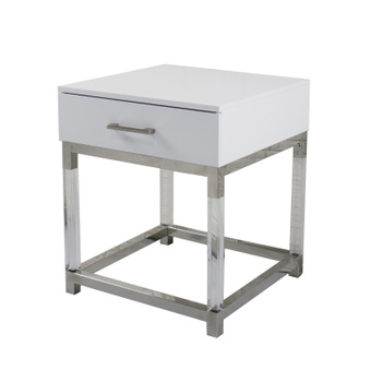 Sängbord ROYALTON WHITE – förstärkt akryl, rostfritt stål, bordsskiva i vitlackerad MDF (60×50×50 cm)