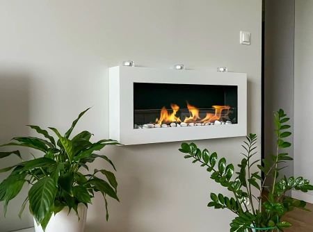 Lareira a bioetanol suspensa com vidro 900 × 400 – acabamento branco fosco texturizado para o seu conforto