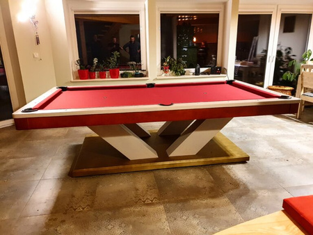 Billardtisch Veyron – modernes Design, perfekt für Wohnzimmer oder Club