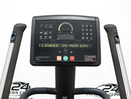 Technogym Excite 1000 LED športno stopnišče Rabljeno/Registrirano - Popolno stanje