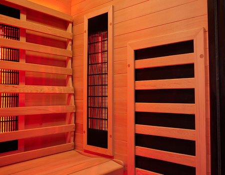 Вътрешна сауна OFS06C-1 – Комфортна инфрачервена сауна за апартамент