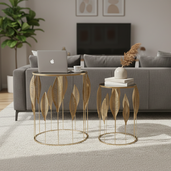 Metalinių staliukų rinkinys iš 2 vnt. - modernūs auksiniai svetainės stalai