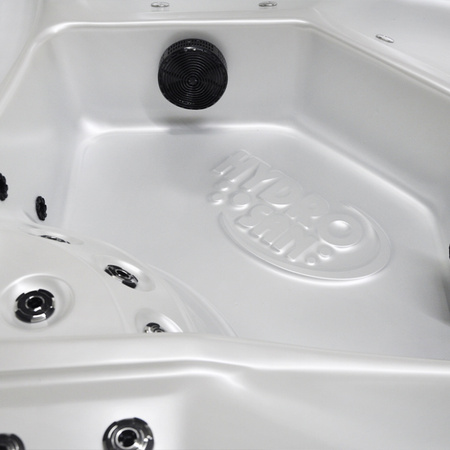 Τζακούζι κήπου SPA750 200x200 cm – άνεση και χαλάρωση στον κήπο σας