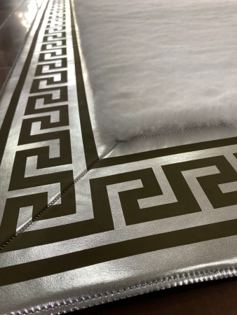 Covor stil VERSACE - covor luxos din piele de oaie naturală, lung și moale