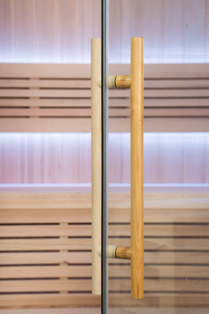 Velika suha savna s kuhalnikom HARVIA 6 kW | Panoramsko steklo | Naravni les