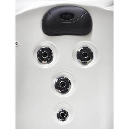 Garden Jacuzzi SPA750 200x200 cm – Comfort and Relaxation in Your Garden