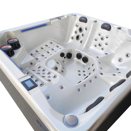 Garden Jacuzzi Hot Tub SPA743 220x220 cm – Spacious Relaxation for the Whole Family